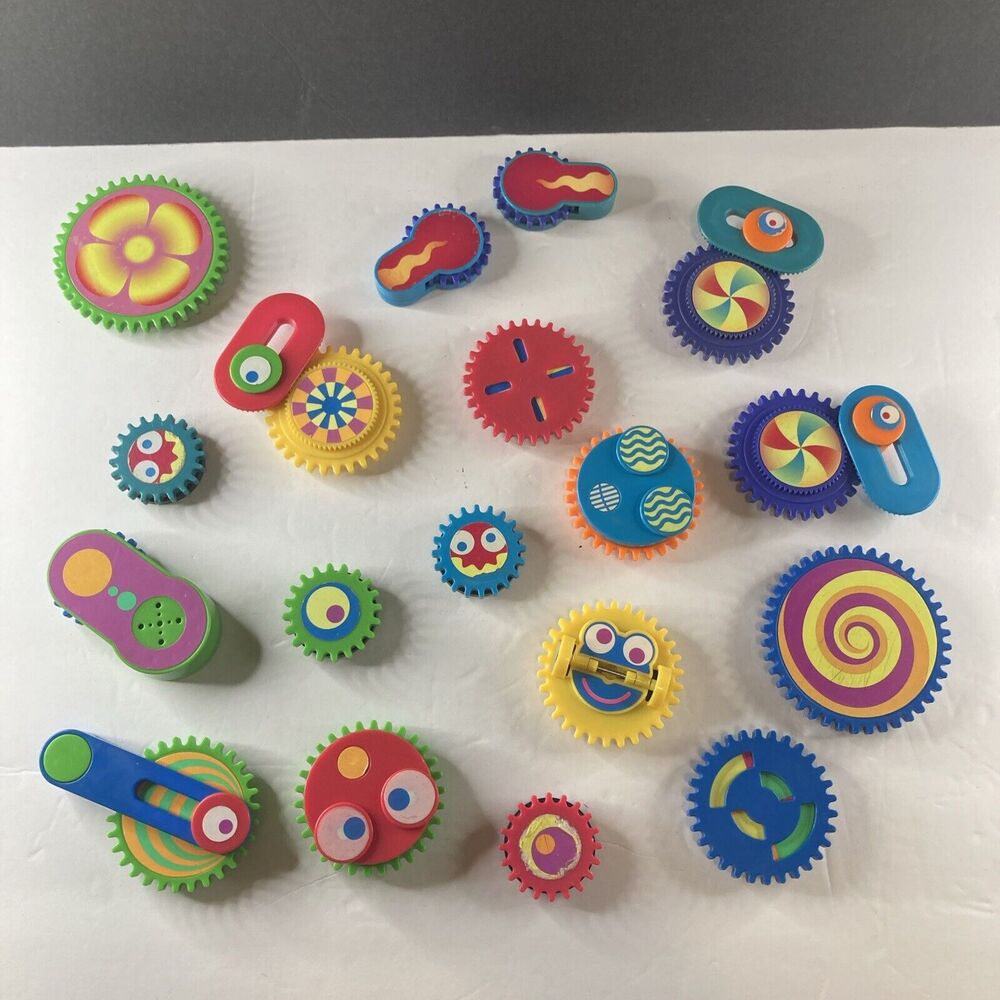 Lot of 18 GEARS ONLY - TOMY VTG 1997 Gearation Magnetic Gears Toy Baby Einstein